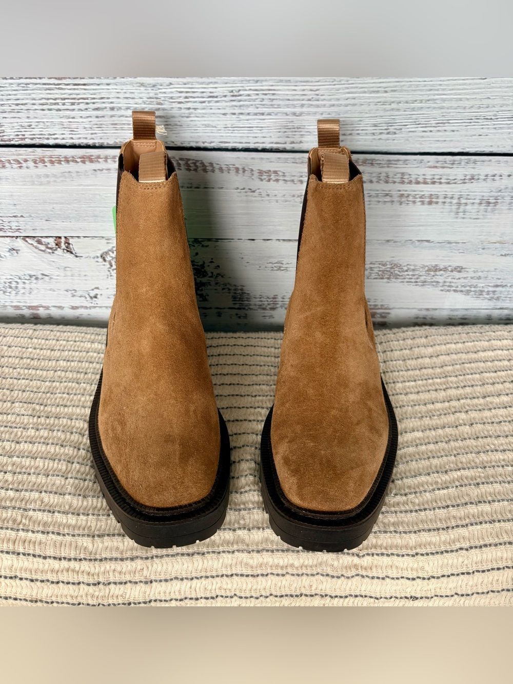Sam Edelman Laguna Weatherproof Chelsea Boots Womens 7.5 Tan Suede Lug Sole NWOB - Picture 5 of 15